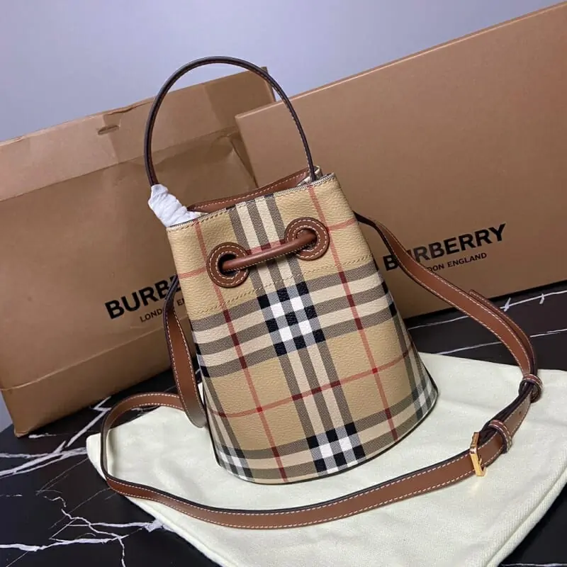 burberry aaa qualite sac a main  pour femme s_113aa471